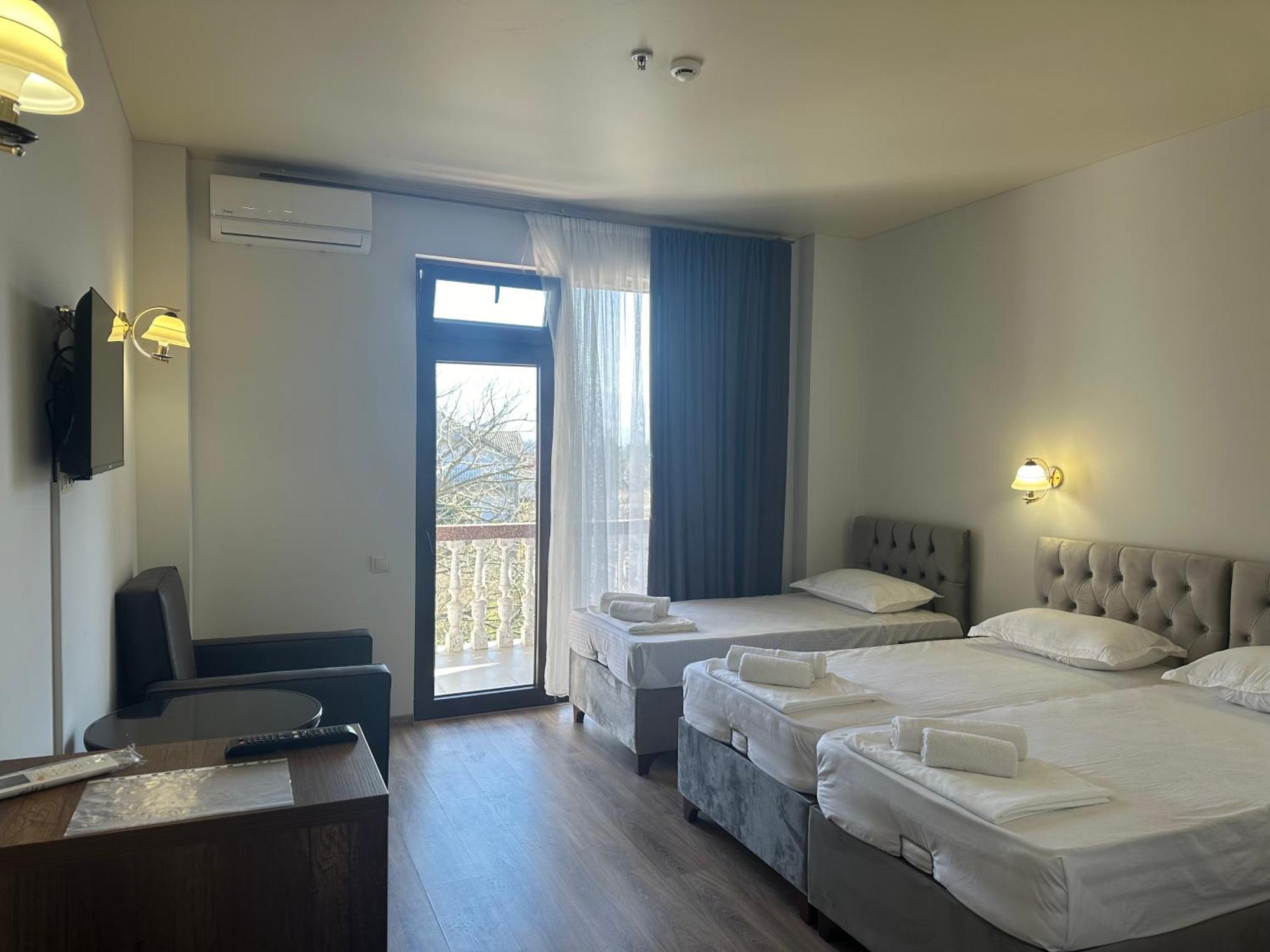 Majestic Hotel Кобулети Екстериор снимка